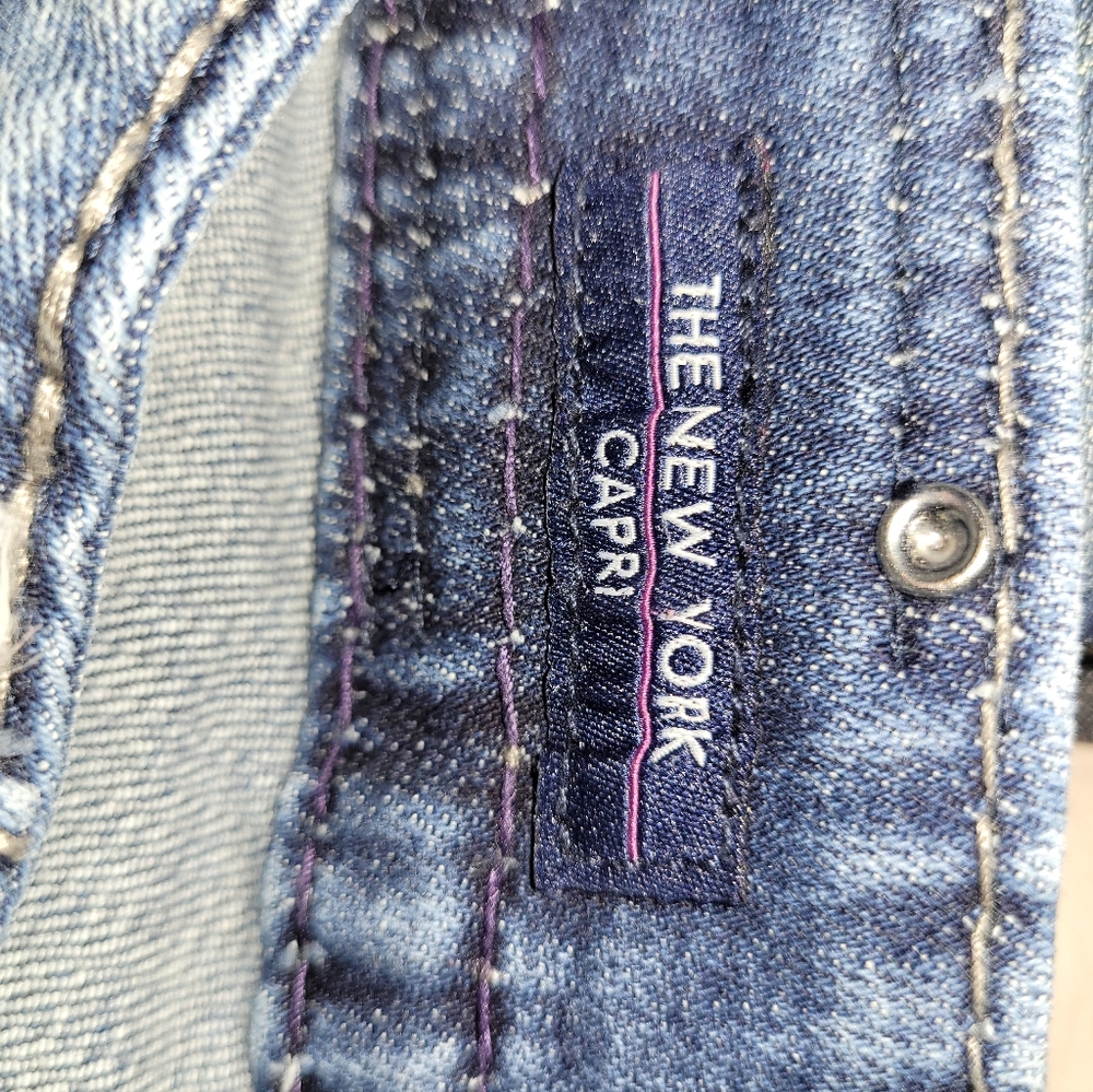 Womens Capri size 15/16